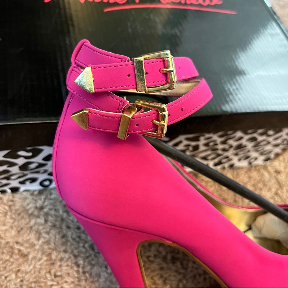 💕Platform Stiletto - Picture 3 of 8